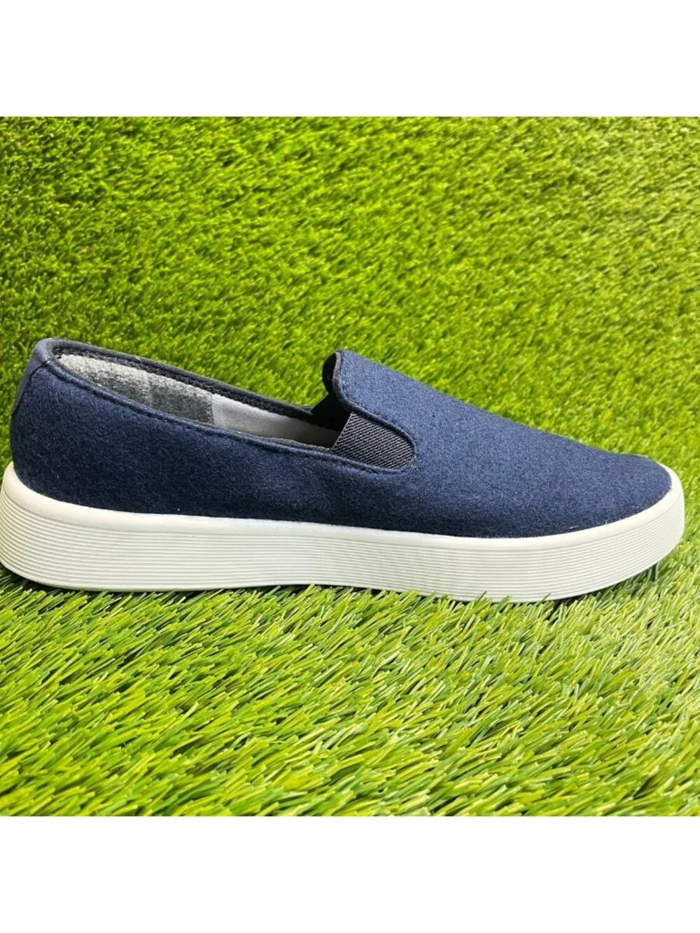 Allbirds Wool Cruiser Slip On Mens Size 9.5 Blue Casual Classic Shoes Sneakers